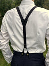 schwarz lila hosenträger mit schwarzem echtleder auf weißes hemd und manschettenknöpfe